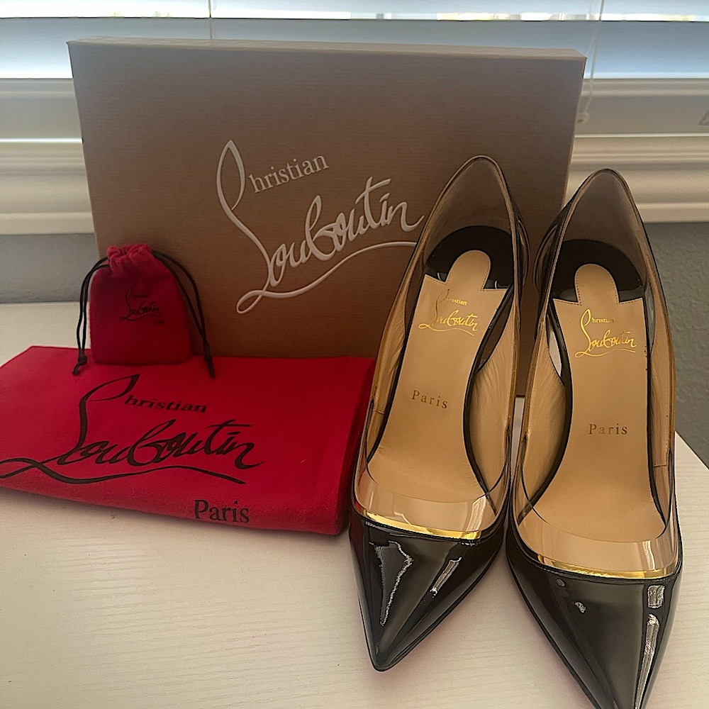 NEVER WORN Black Louboutin Cosmo 954 Size 39